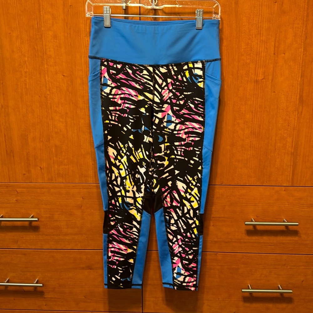 Lularoe Rise Fearless cropped pants